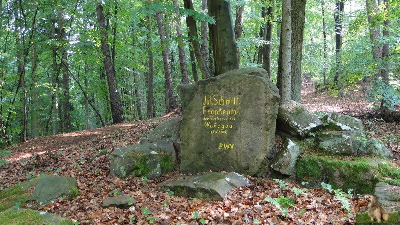 Ritterstein Nr. 284-4 Julius Schmitt Frankenthal dem Verfasser des Wonnegau gewidmet..JPG - Ritterstein Nr.284 Julius Schmitt Frankenthal dem Verfasser des Wonnegau gewidmet.